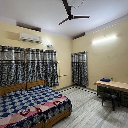 Vishwa Deva Homestay Βαρανάσι Εξωτερικό φωτογραφία