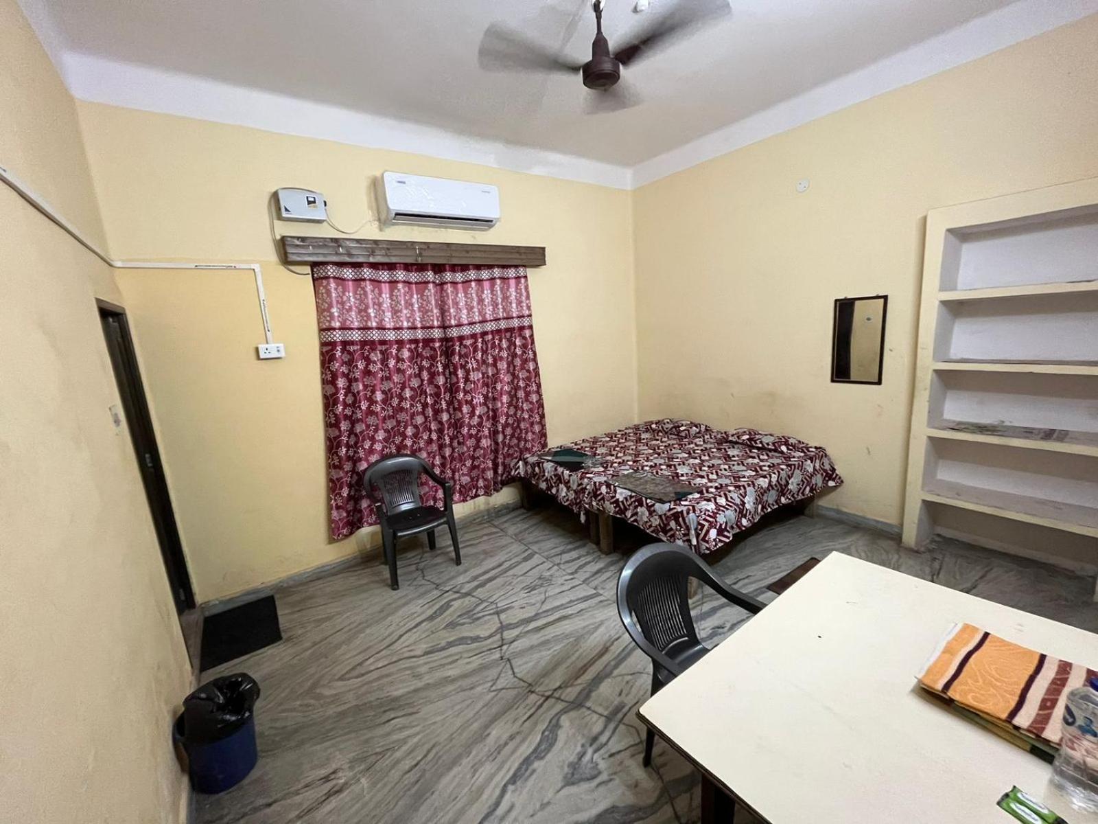 Vishwa Deva Homestay Βαρανάσι Εξωτερικό φωτογραφία